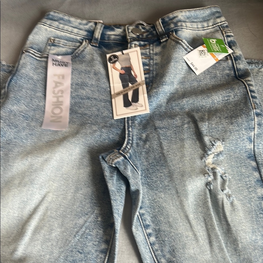 Tinseltown Blue Relaxed Distressed Jeans‎